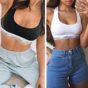 2 pack Calvin Klein black and white bralettes